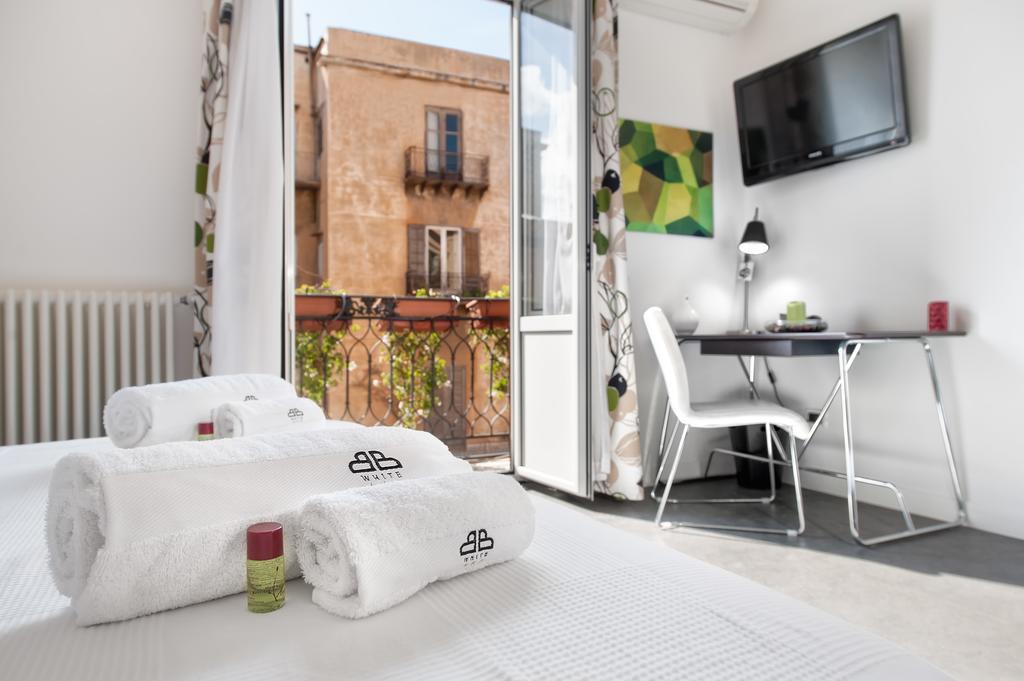 White Bed & Breakfast Palermo Bilik gambar